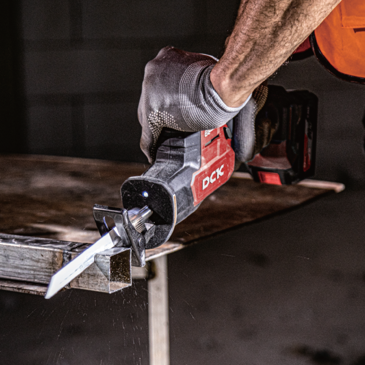 DCK Cordless Brushless Reciprocating Saw
