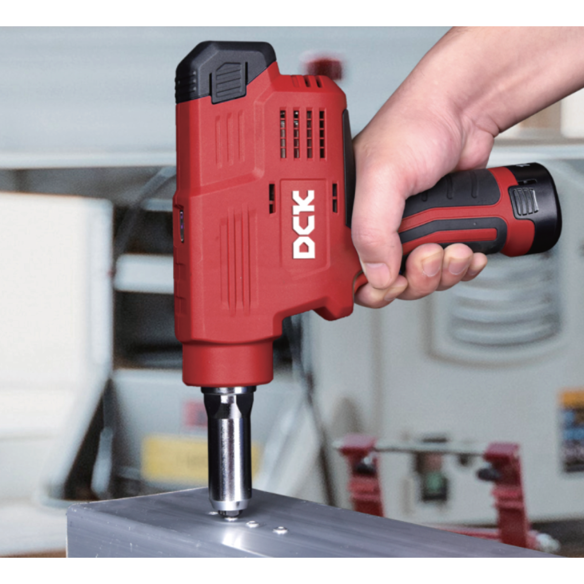 DCK Cordless Blind Riveting Gun