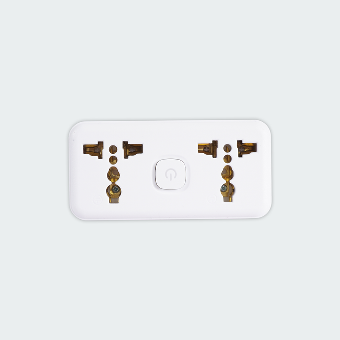 ROYU Universal Adapter (2 International + 2 Flat Pin Outlets) with Pus ...