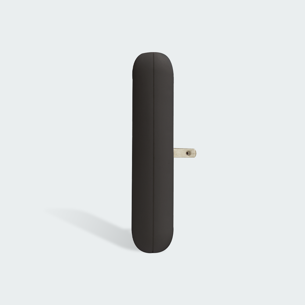 ROYU 4 International + 2 Flat Pin Adapter