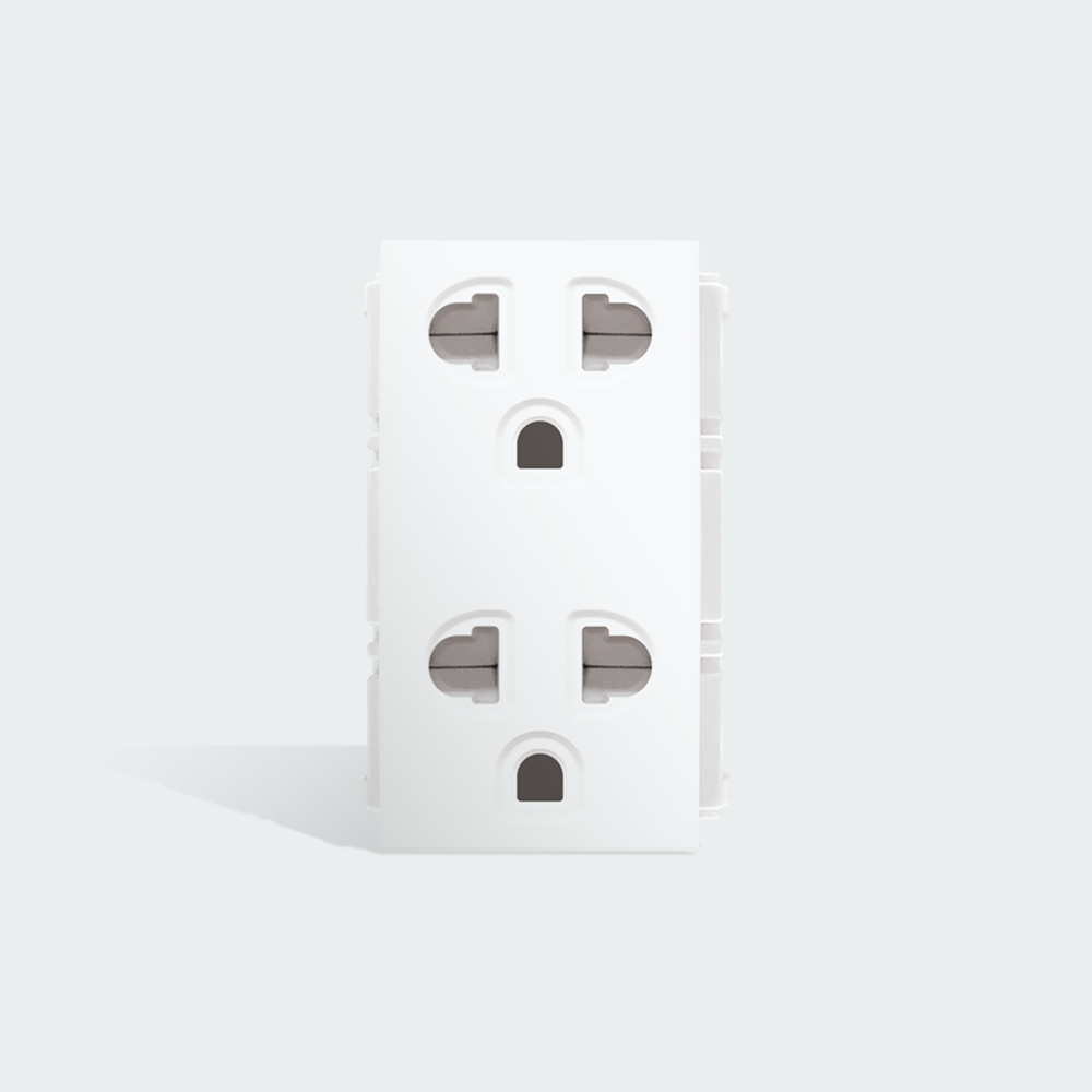 ROYU Duplex Universal Outlet with Ground and Shutter Component